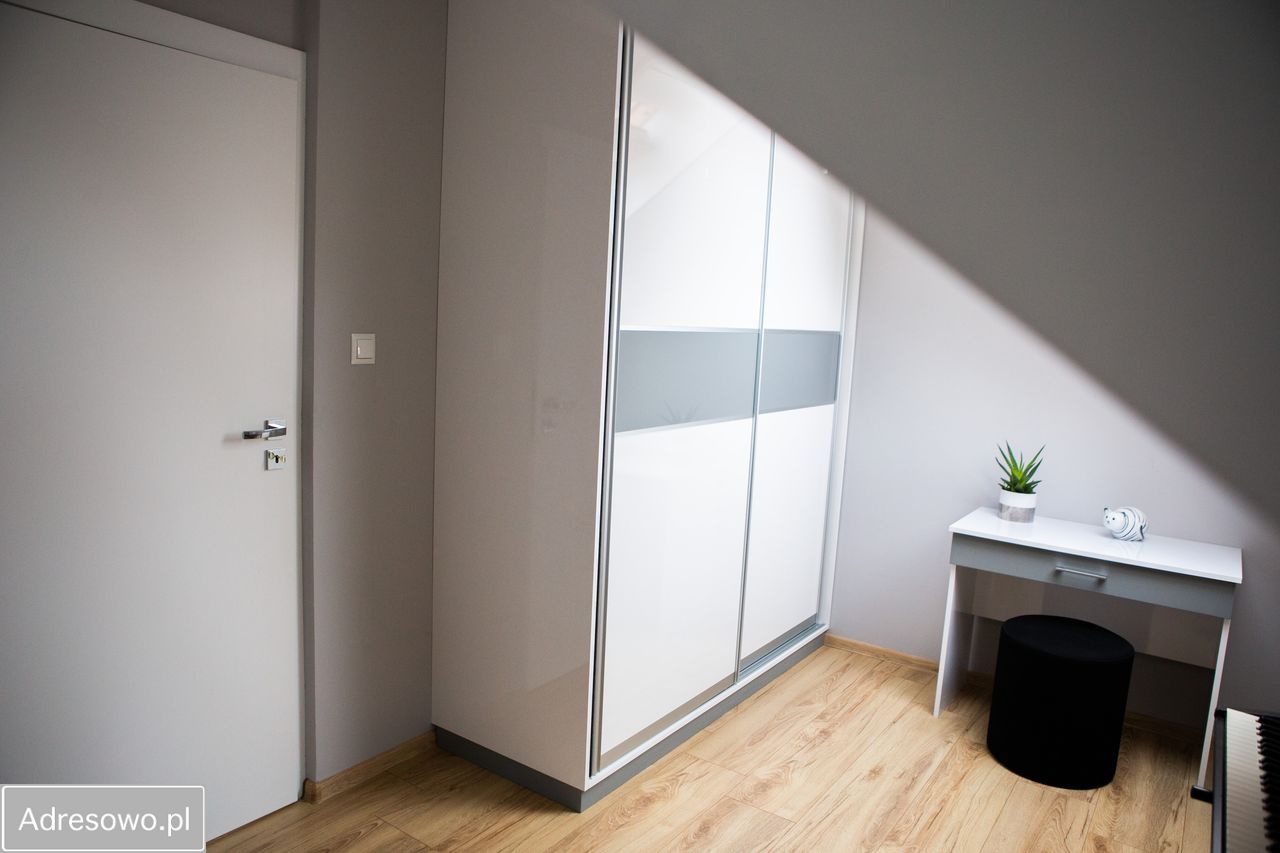 bliźniak, 4 pokoje Karwia. Zdjęcie 7