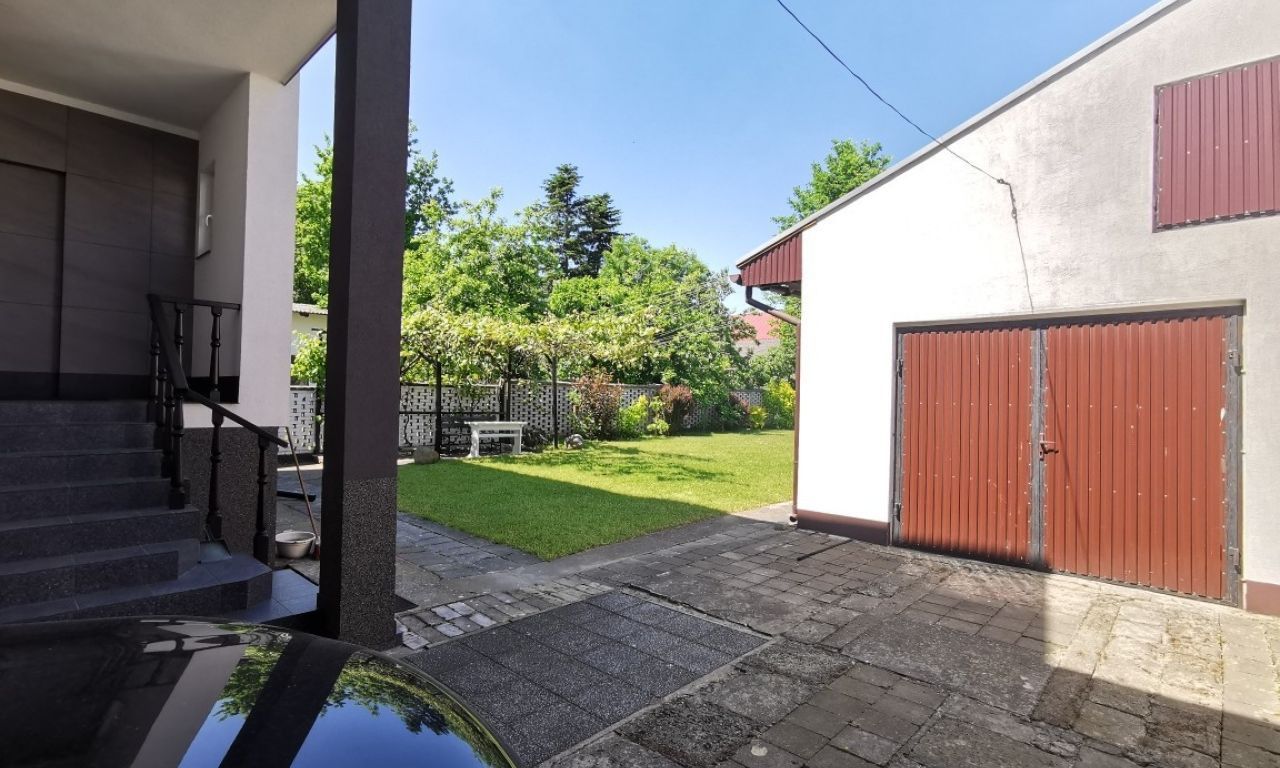 dom wolnostojący, 8 pokoi Lipsko, ul. Rtm. Witolda Pileckiego. Zdjęcie 6