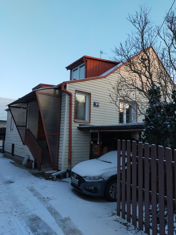 dom wolnostojący, 7 pokoi Kraków Podgórze, ul. Osikowa