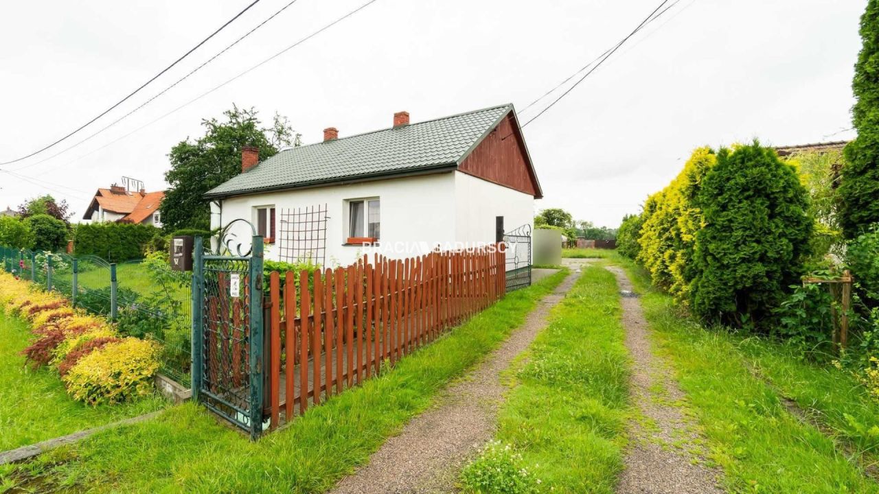 dom wolnostojący, 3 pokoje Górka Stogniowska. Zdjęcie 2