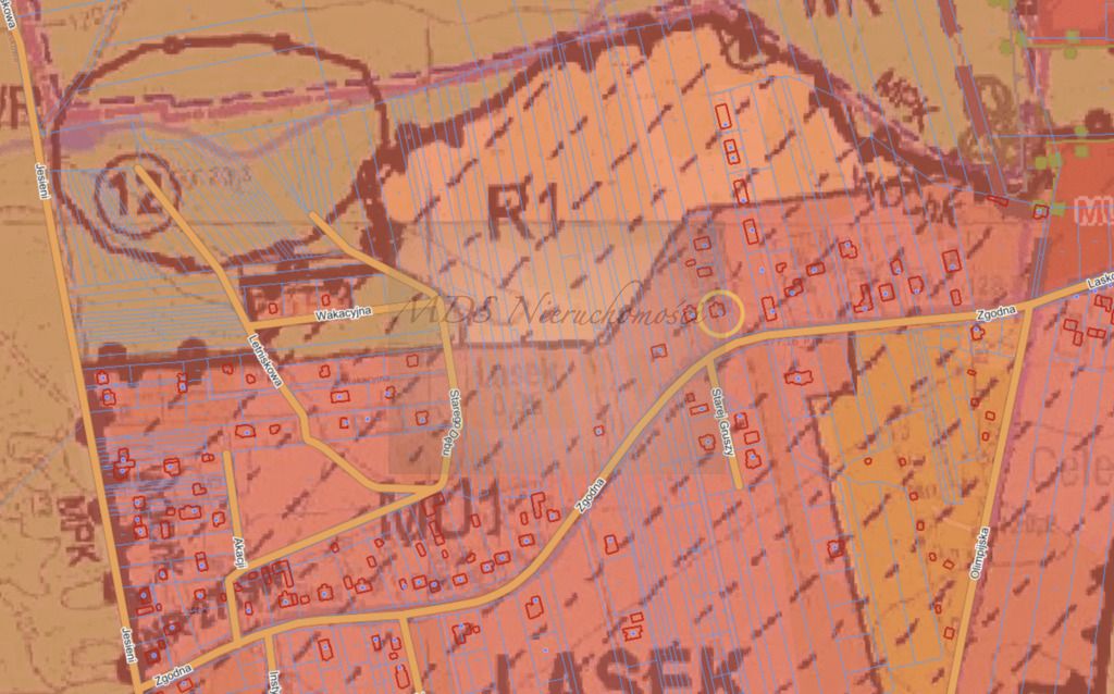 dom wolnostojący, 2 pokoje Lasek. Zdjęcie 6