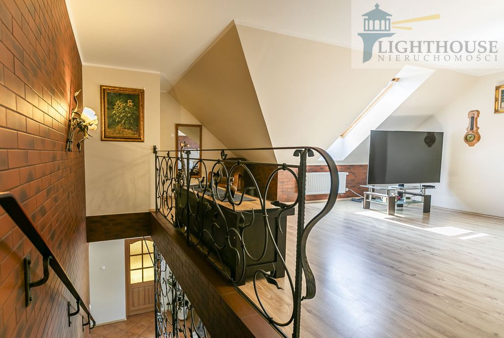 dom wolnostojący, 7 pokoi Trąbki Wielkie. Zdjęcie 15