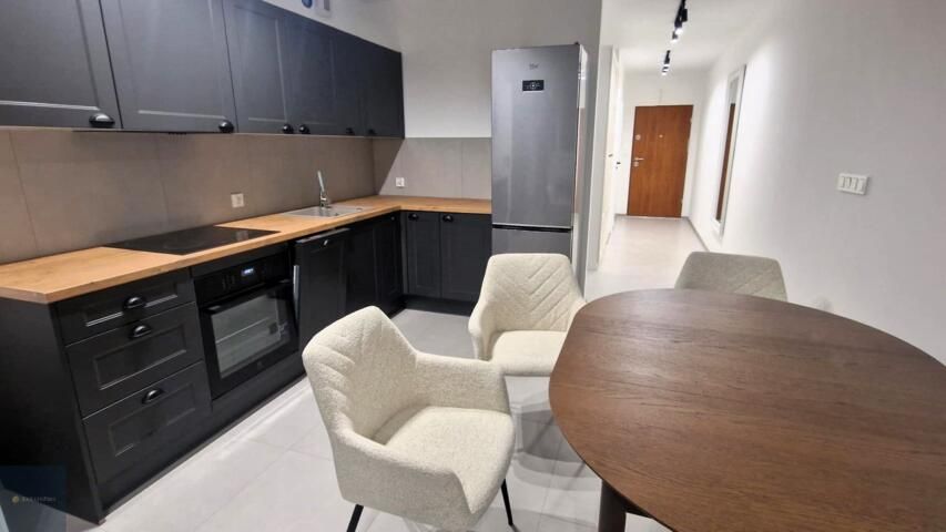 Mieszkanie 3-pokojowe Gliwice, ul. Karola Dickensa. Zdjęcie 2