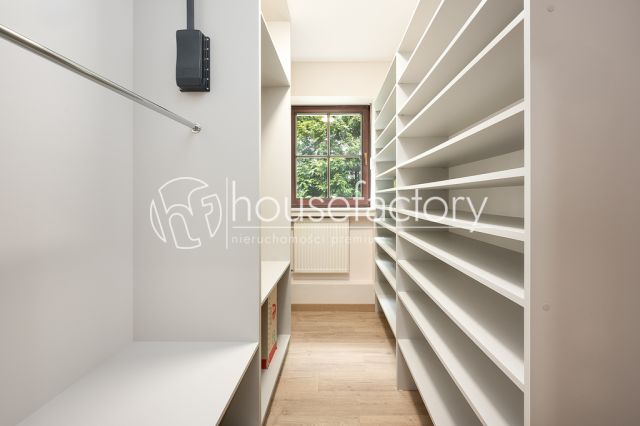 Mieszkanie 5-pokojowe Łódź Bałuty, ul. gen. Antoniego Jeziorańskiego. Zdjęcie 16