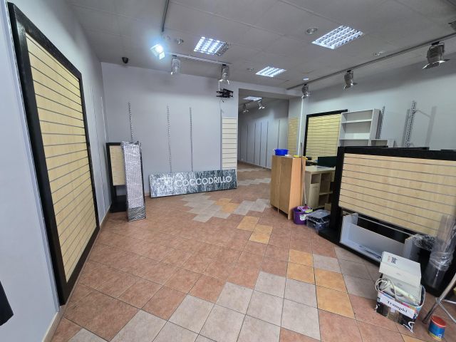 Lokal Ostrowiec Świętokrzyski Centrum, ul. Rynek. Zdjęcie 5
