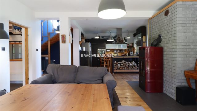 dom, 4 pokoje Kamionna. Zdjęcie 26