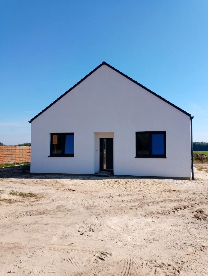 dom wolnostojący, 4 pokoje Ligota Mała. Zdjęcie 2