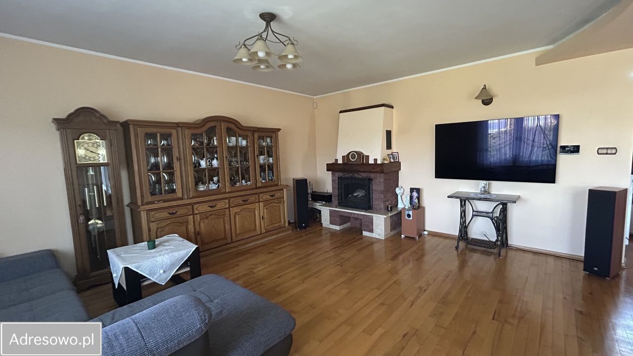 dom wolnostojący, 5 pokoi Łochowo. Zdjęcie 8