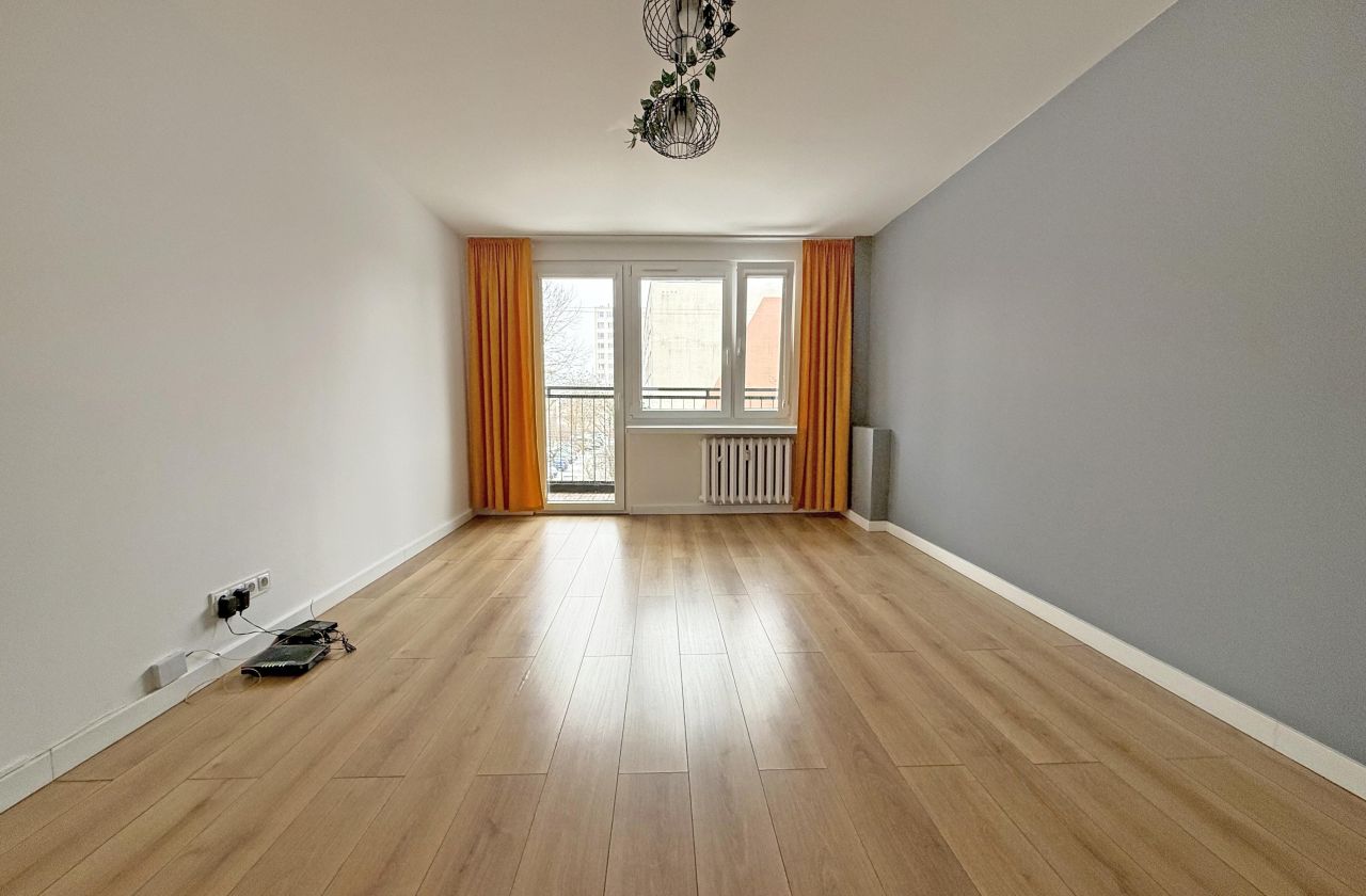 Mieszkanie 3-pokojowe Łódź Widzew, ul. Beli Bartoka. Zdjęcie 4