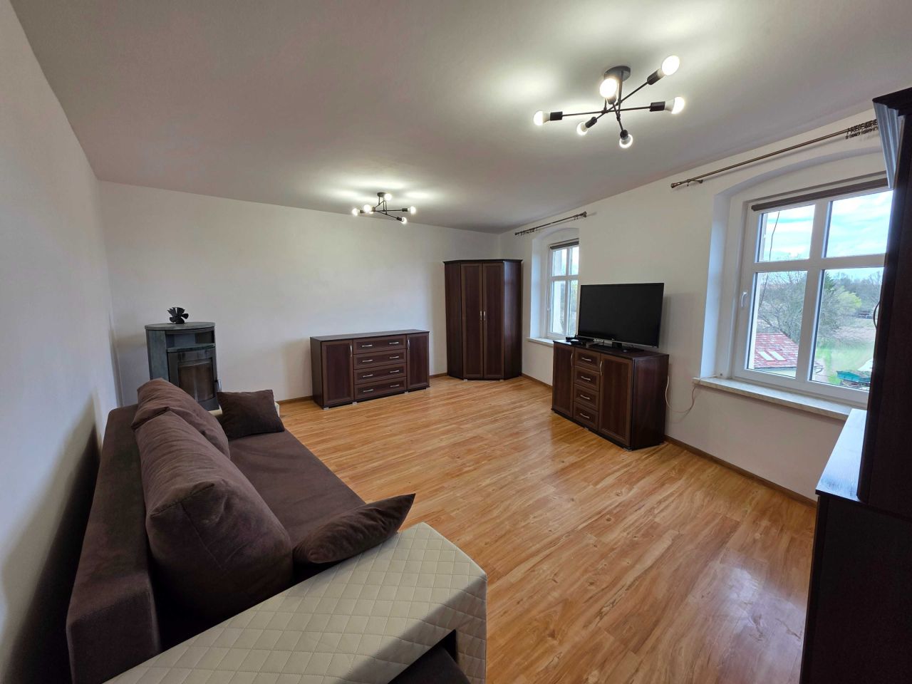 Mieszkanie 1-pokojowe Henryków. Zdjęcie 1