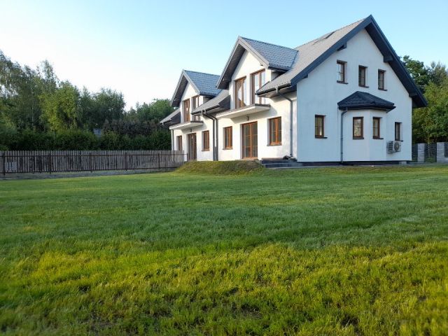 bliźniak, 5 pokoi Wiązowna, Dworska. Zdjęcie 1