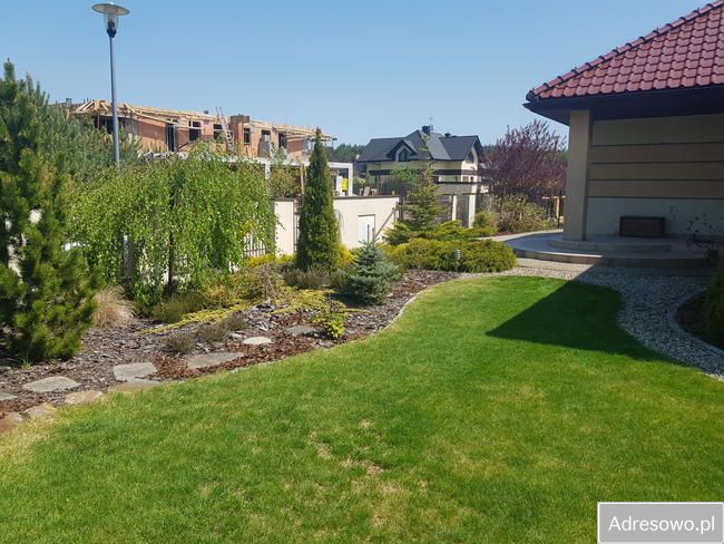 dom wolnostojący, 6 pokoi Bilcza, ul. Liliowa. Zdjęcie 8