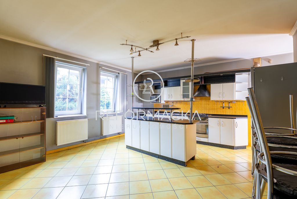 dom wolnostojący, 9 pokoi Rzeszów, ul. kard. Karola Wojtyły. Zdjęcie 3