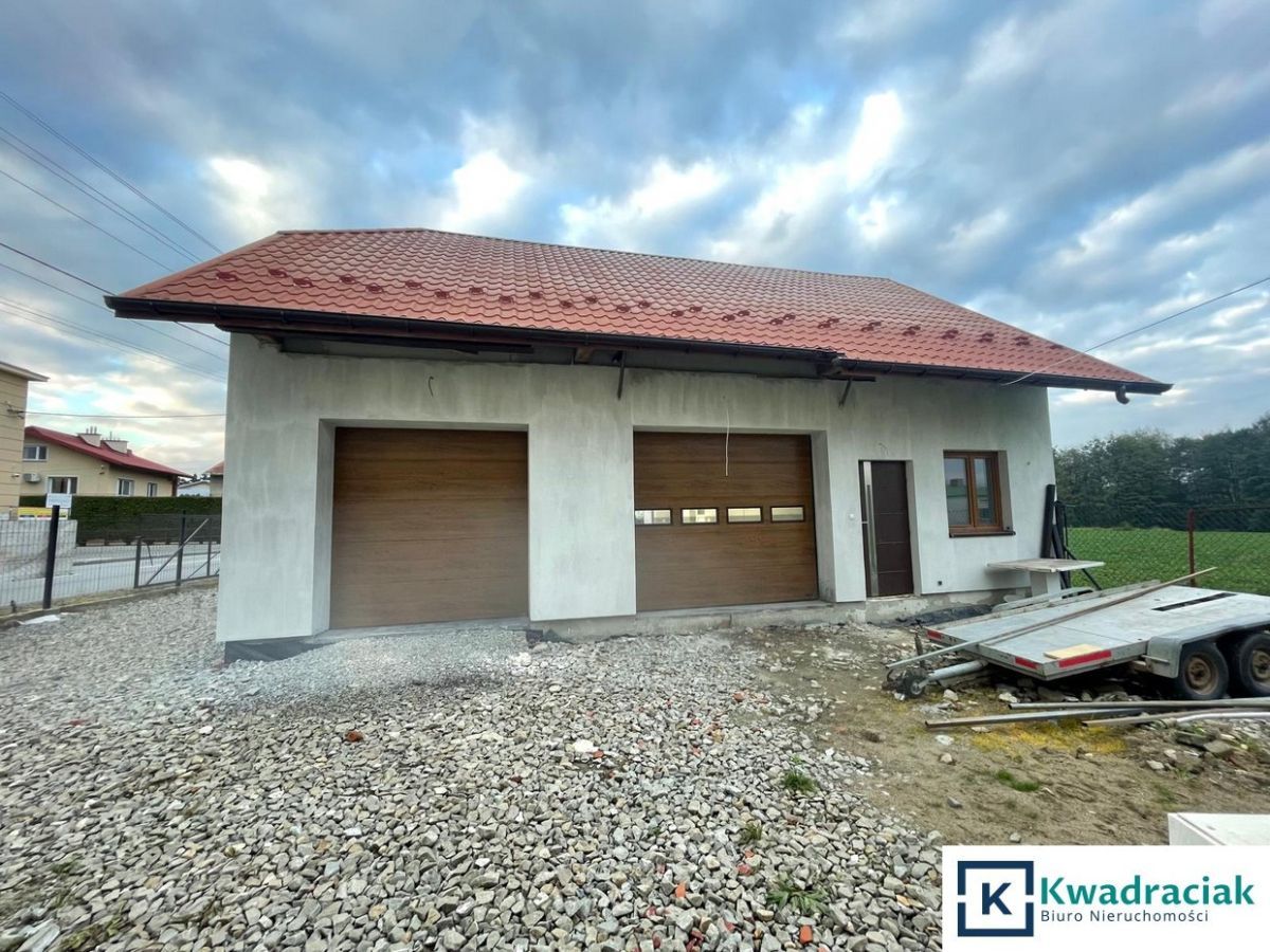 Lokal Krosno Polanka, ul. ks. Stanisława Decowskiego. Zdjęcie 10