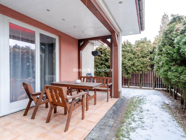 dom wolnostojący, 6 pokoi Michałowice, ul. Michałki. Zdjęcie 11