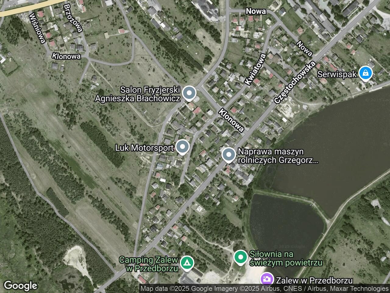 dom wolnostojący, 8 pokoi Przedbórz, ul. Kwiatowa