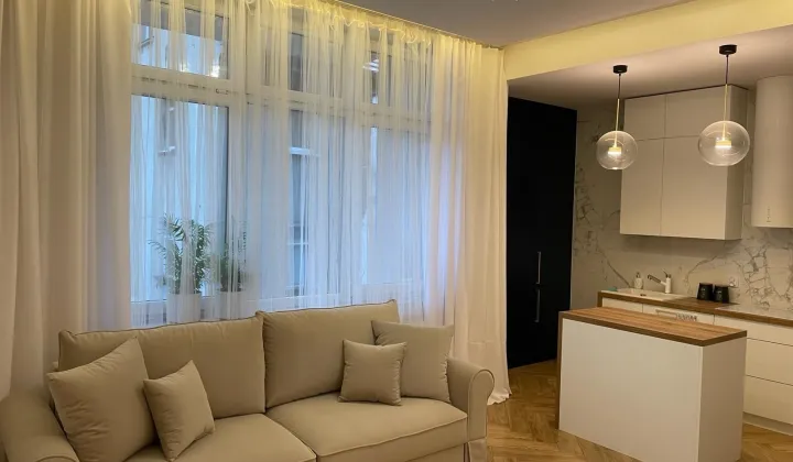 Mieszkanie 2-pokojowe Jelenia Góra Centrum, ul. Szkolna