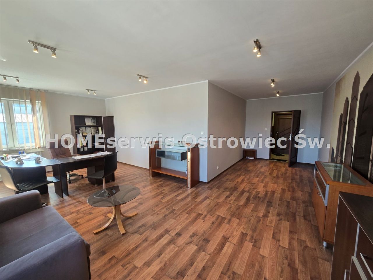 Biuro Ostrowiec Świętokrzyski Huta, ul. Jana Samsonowicza. Zdjęcie 9