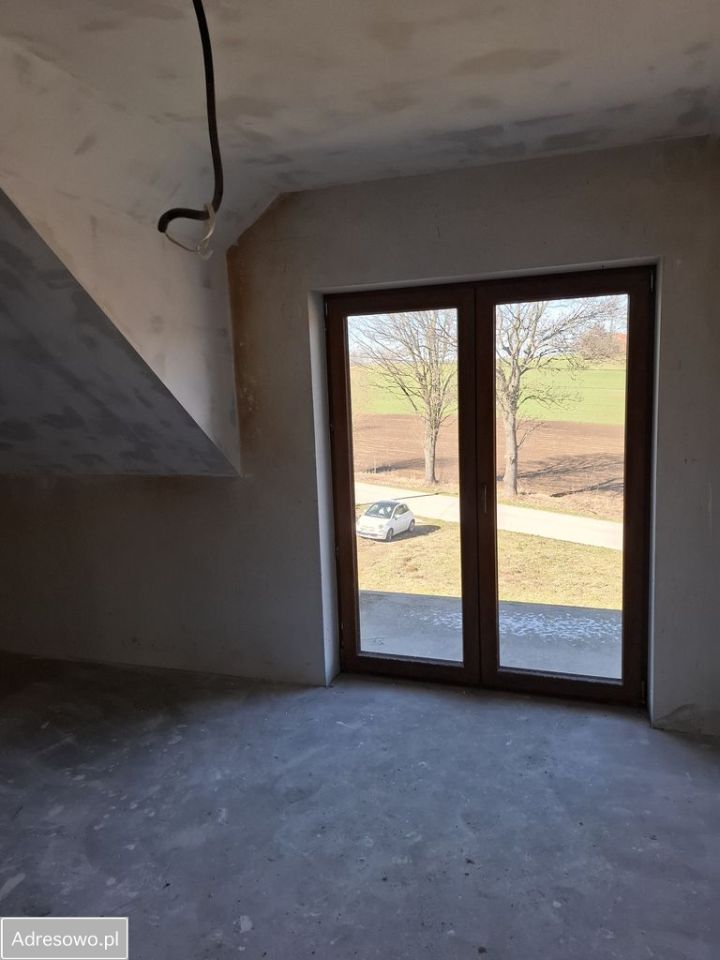 dom wolnostojący, 5 pokoi Sieradzice. Zdjęcie 8