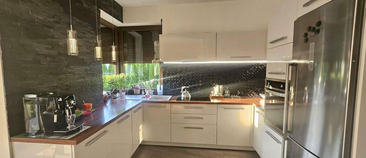 dom wolnostojący, 4 pokoje Ślesin. Zdjęcie 11