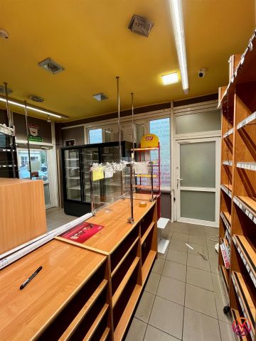 Lokal Łódź Teofilów, ul. Rojna. Zdjęcie 2