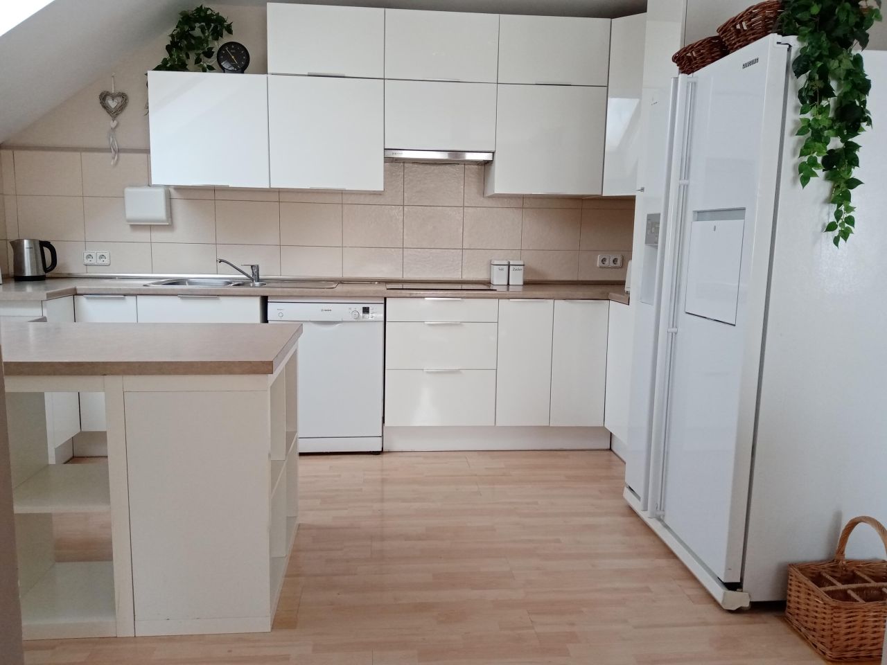 dom wolnostojący, 8 pokoi Adamów-Parcel. Zdjęcie 9