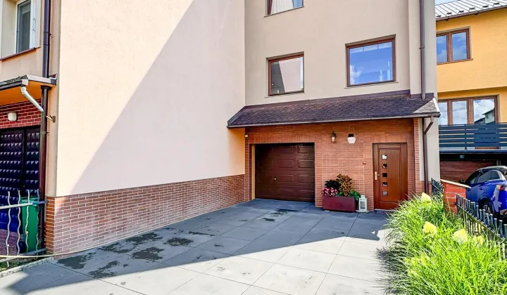 dom szeregowy, 4 pokoje Stalowa Wola, ul. Melchiora Wańkowicza