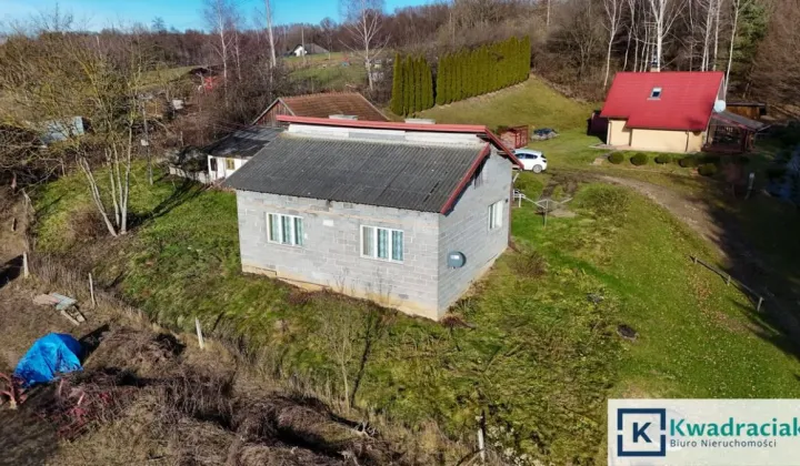 dom wolnostojący, 2 pokoje Święcany