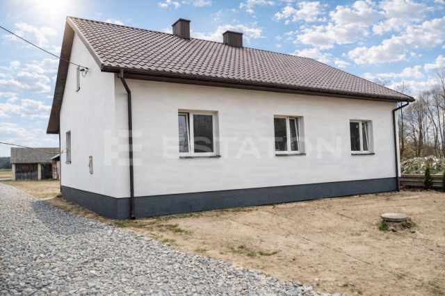 dom wolnostojący, 4 pokoje Pogwizdów Stary. Zdjęcie 2