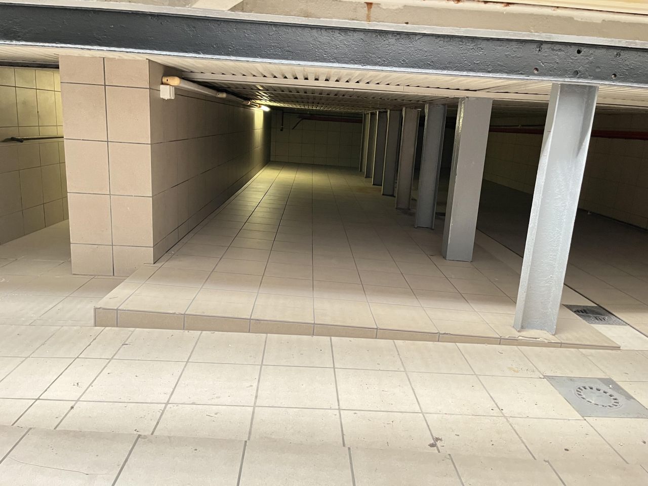 Hala/magazyn Wrocław Zacisze, al. Jana Kochanowskiego. Zdjęcie 9