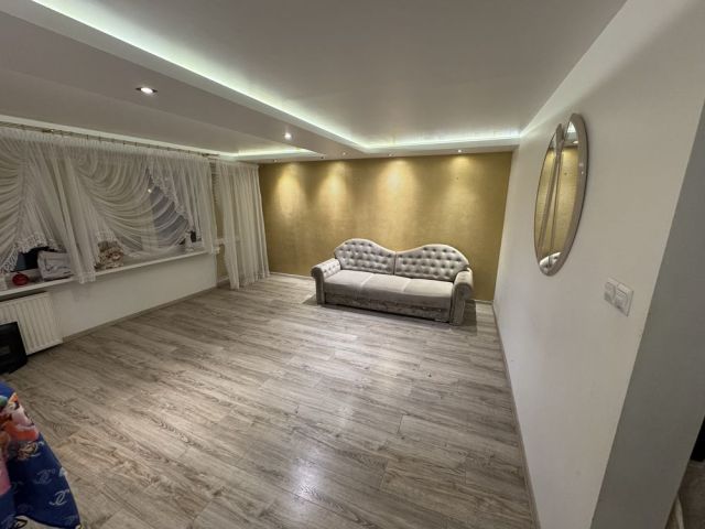 Mieszkanie 3-pokojowe Pabianice Bugaj. Zdjęcie 1