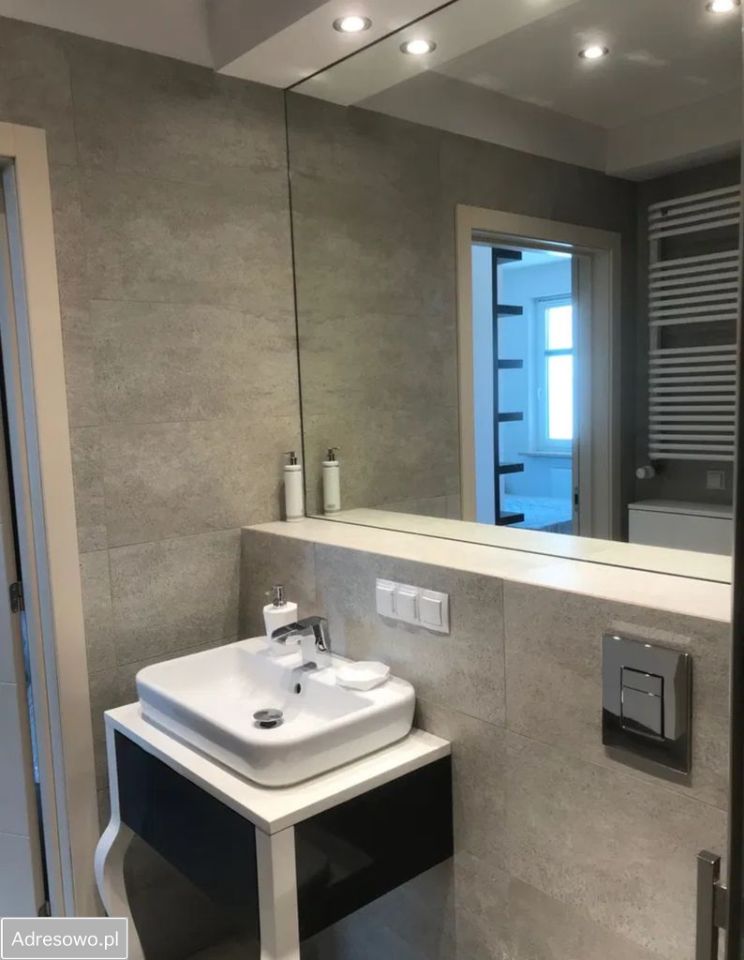 Mieszkanie 1-pokojowe Warszawa Gocław, ul. Jugosłowiańska. Zdjęcie 2