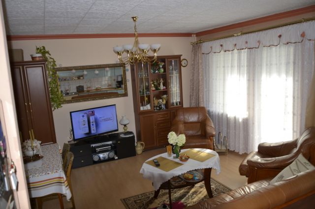 Mieszkanie 3-pokojowe Piekary Śląskie Centrum, ul. Targowa. Zdjęcie 1