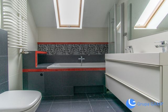 dom wolnostojący, 6 pokoi Zielonki, ul. Kwiatów Polnych. Zdjęcie 9