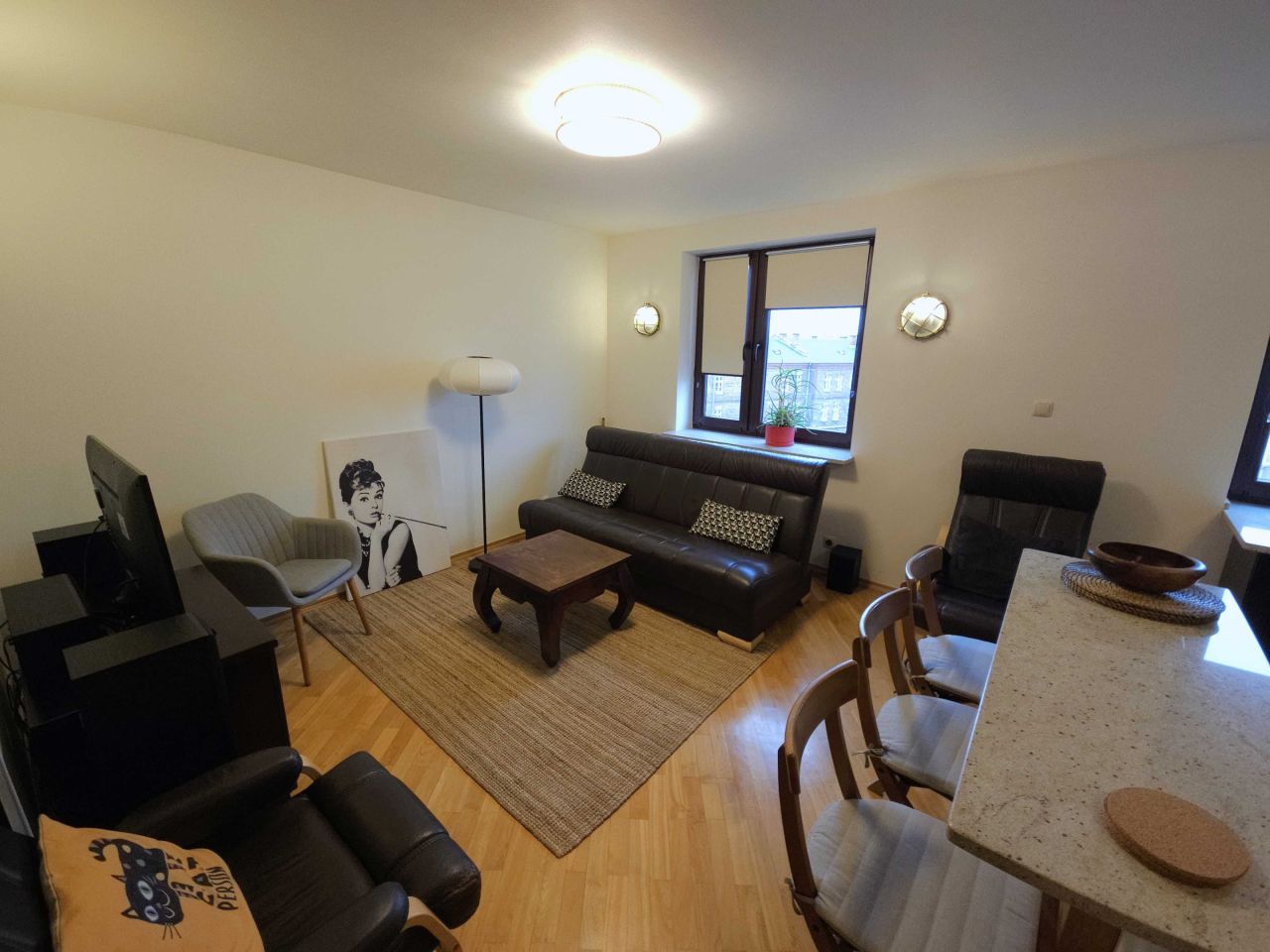 Mieszkanie 3-pokojowe Warszawa Praga-Północ. Zdjęcie 1