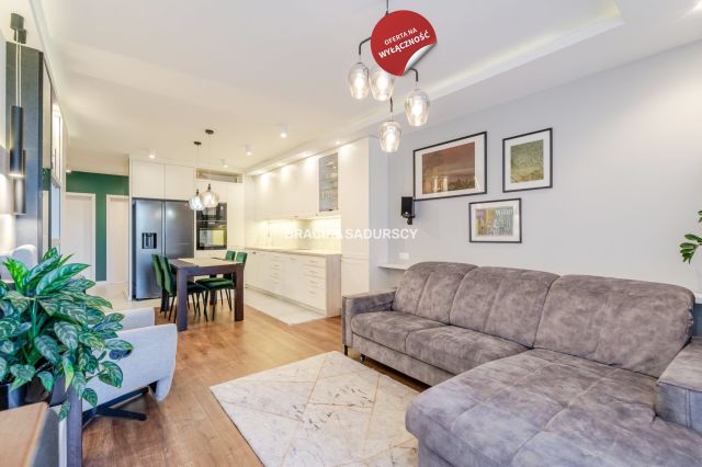 Mieszkanie 3-pokojowe Kraków Dębniki, ul. dr. Jana Piltza. Zdjęcie 1