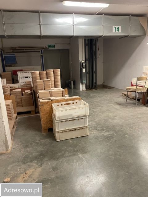 Hala/magazyn Krzywe. Zdjęcie 10