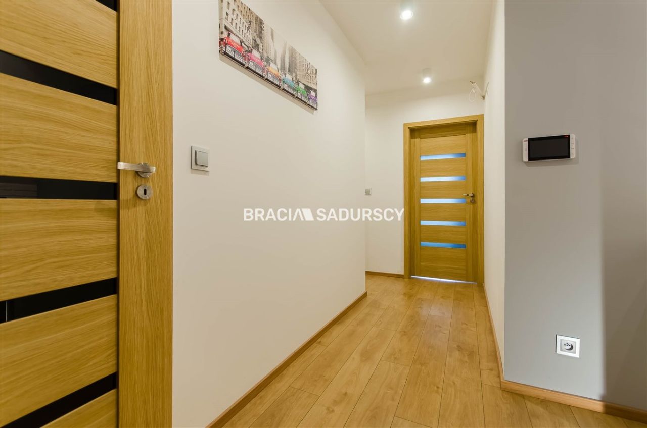 dom wolnostojący, 7 pokoi Myślenice Górne Przedmieście. Zdjęcie 30