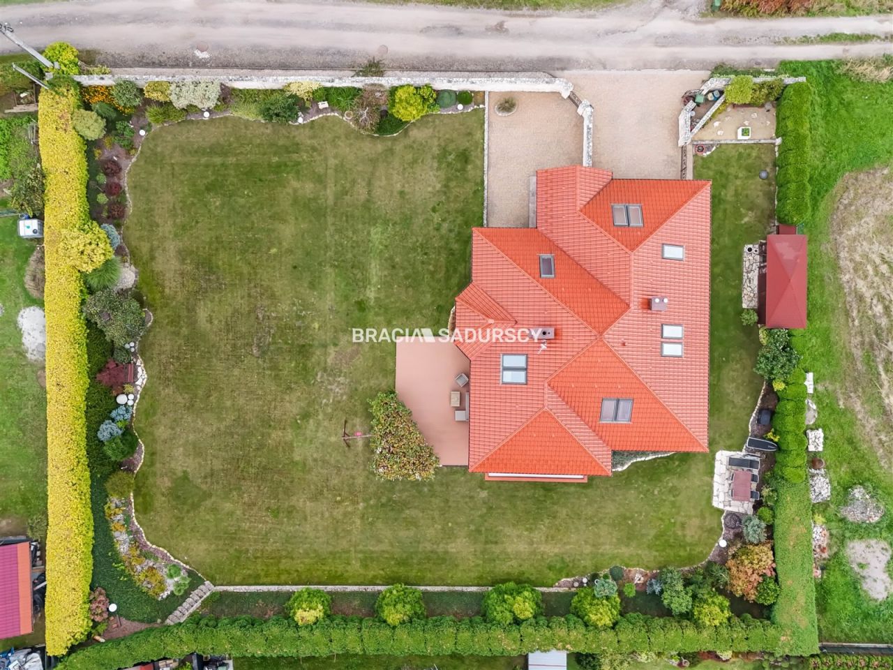 dom wolnostojący, 6 pokoi Sułków. Zdjęcie 26