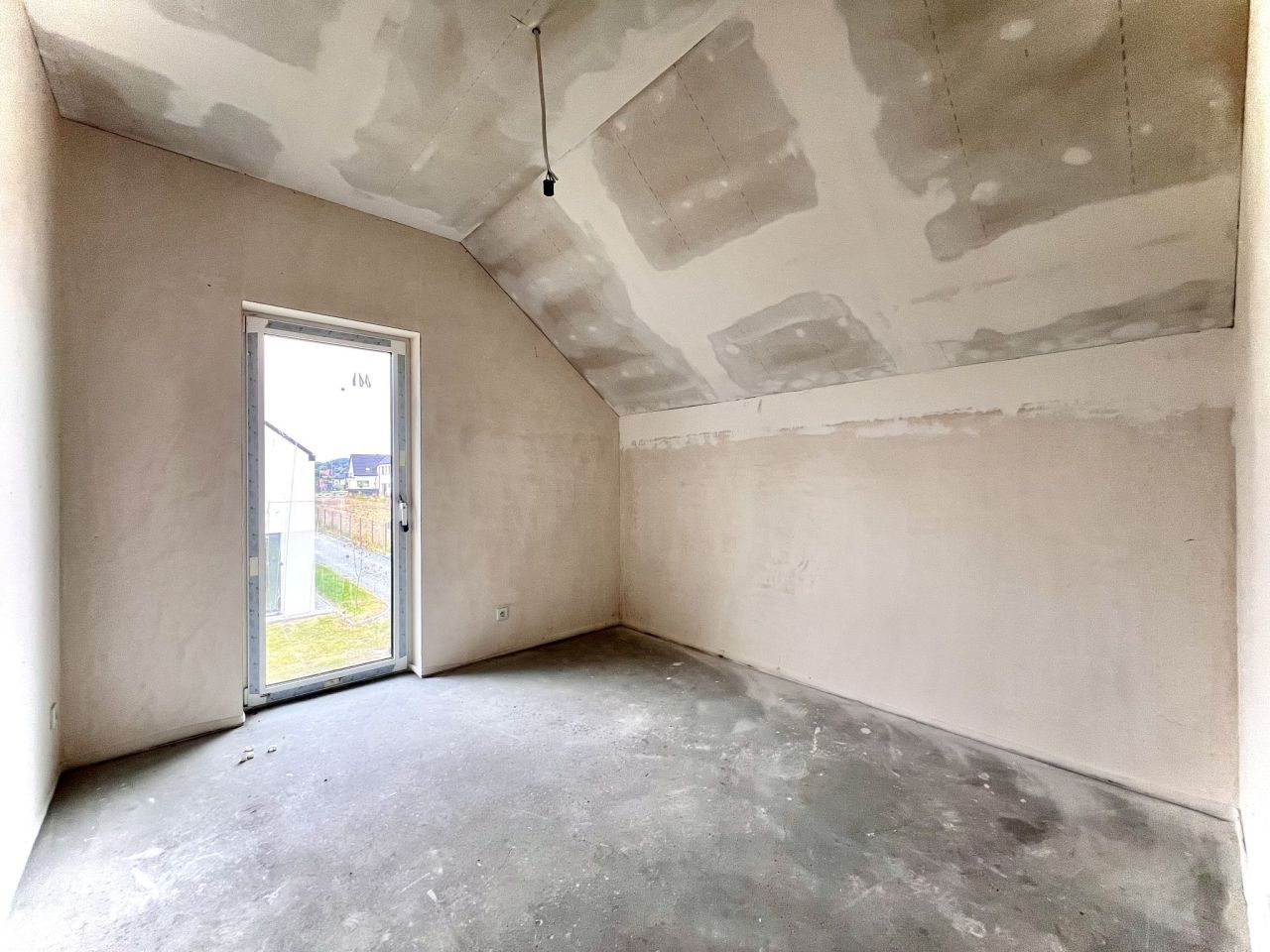 dom wolnostojący, 4 pokoje Mników. Zdjęcie 14