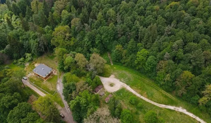 kamienica, 11 pokoi Lwówek Śląski, ul. Kombatantów