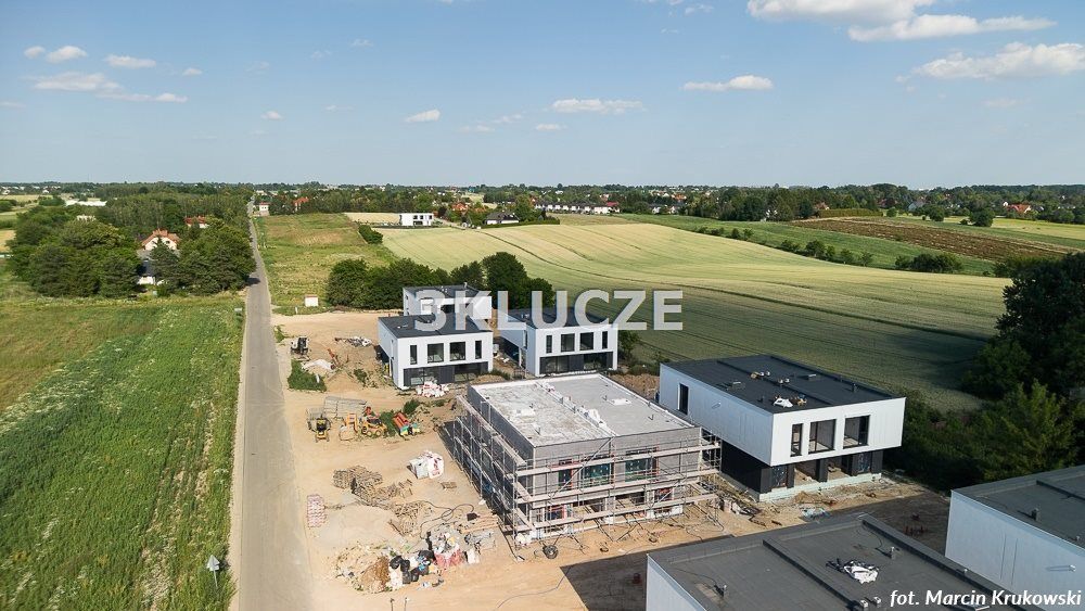 bliźniak, 4 pokoje Marysin. Zdjęcie 1