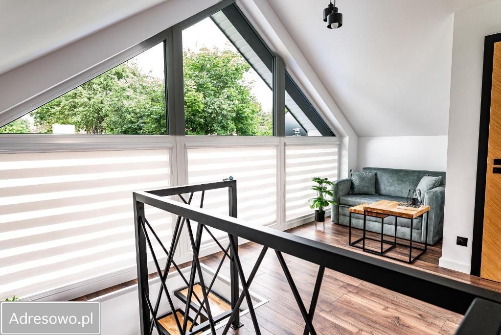 dom wolnostojący, 3 pokoje Obrocz. Zdjęcie 14