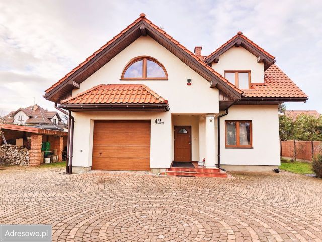 dom wolnostojący, 5 pokoi Lublin Ponikwoda, ul. Trześniowska. Zdjęcie 1