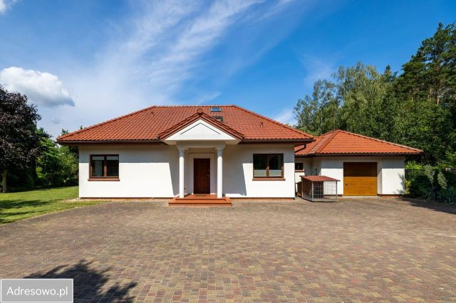 dom wolnostojący, 4 pokoje Babiczki. Zdjęcie 1