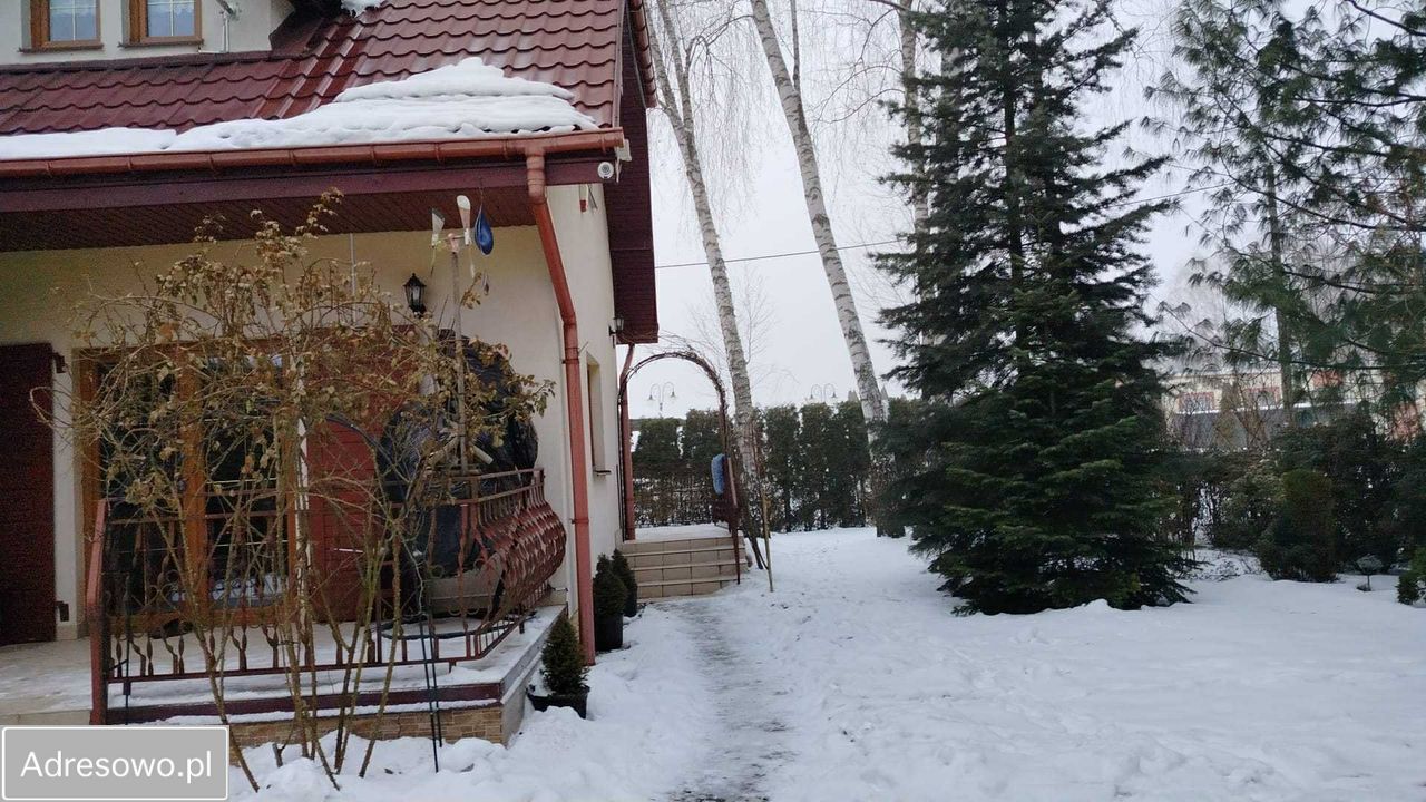 dom wolnostojący, 3 pokoje Chlewiska, ul. Klonowa. Zdjęcie 6