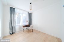 Mieszkanie 3-pokojowe Warszawa Śródmieście, al. Jana Pawła II. Zdjęcie 3