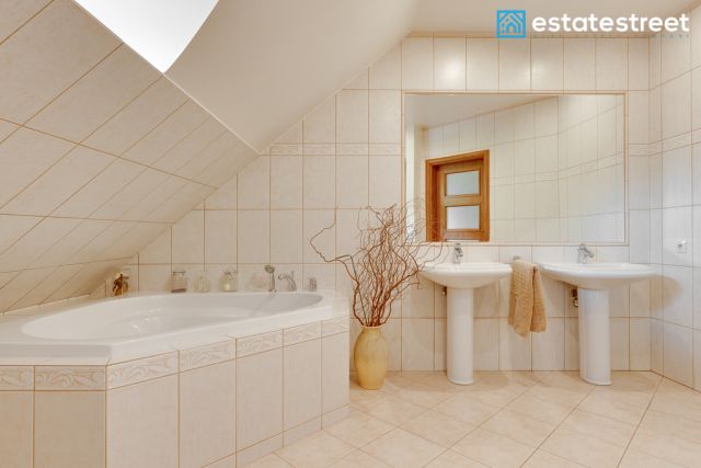 dom wolnostojący, 5 pokoi Katowice Janów, ul. Leśnego Potoku. Zdjęcie 19