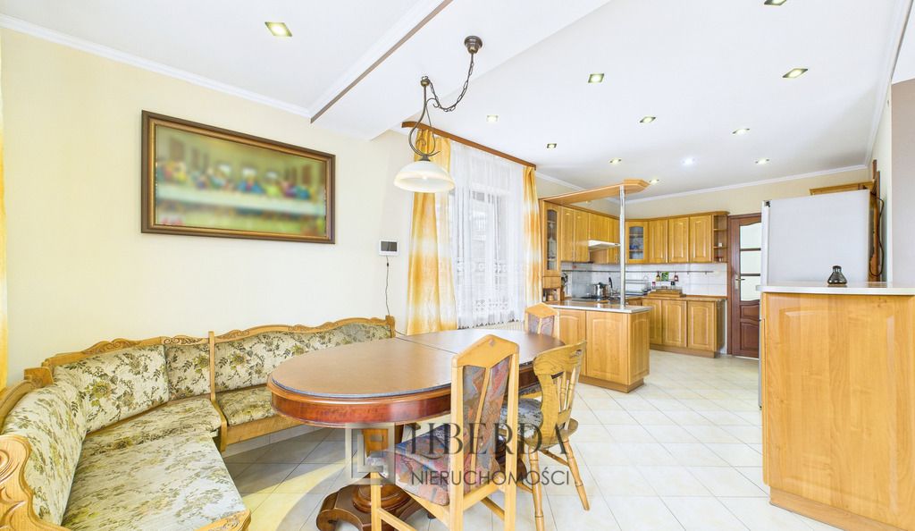 dom wolnostojący, 6 pokoi Zakrzów. Zdjęcie 15