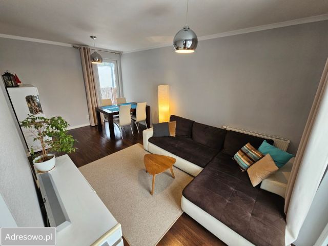 Mieszkanie 3-pokojowe Ząbki, ul. Podleśna. Zdjęcie 1